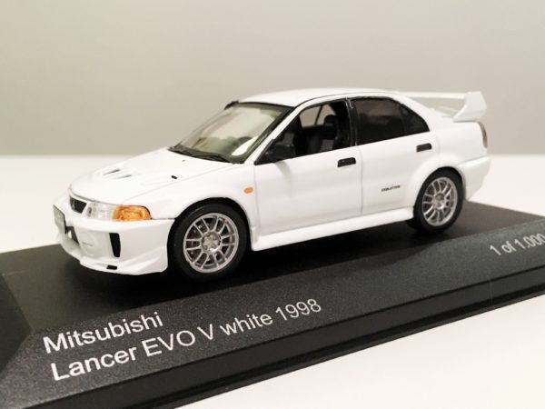 Mitsubishi Lancer Evolution V (2)